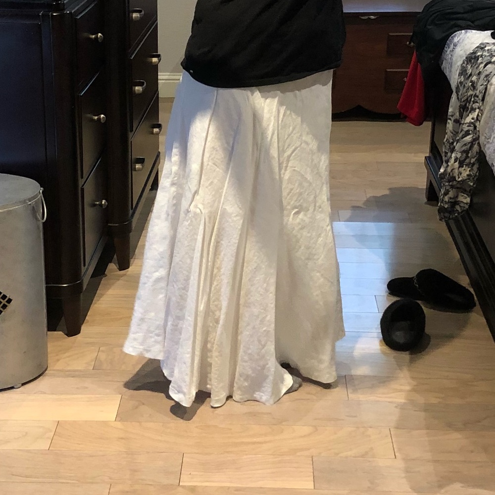 Linen Maxi skirt.